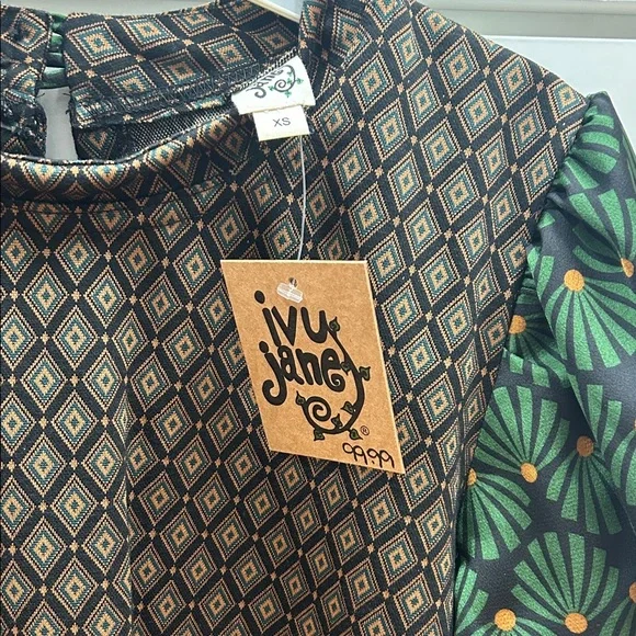 Ivy Jane Elegant Green and Brown Diamond Knit Women's Top XS (NWT) - Picture 3 of 6